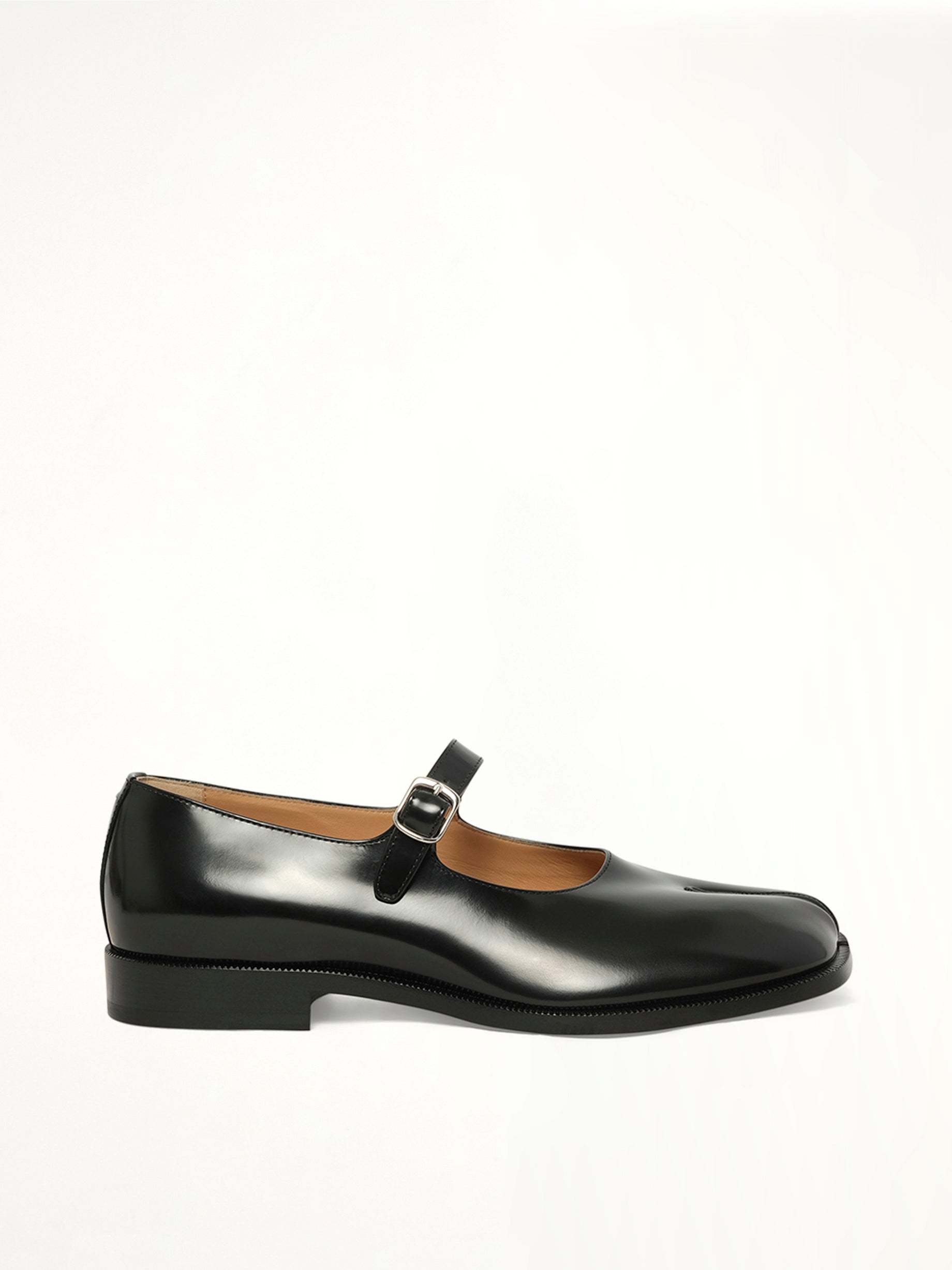 Tabi Mary Jane in Black Side View | MAISON MARGIELA
