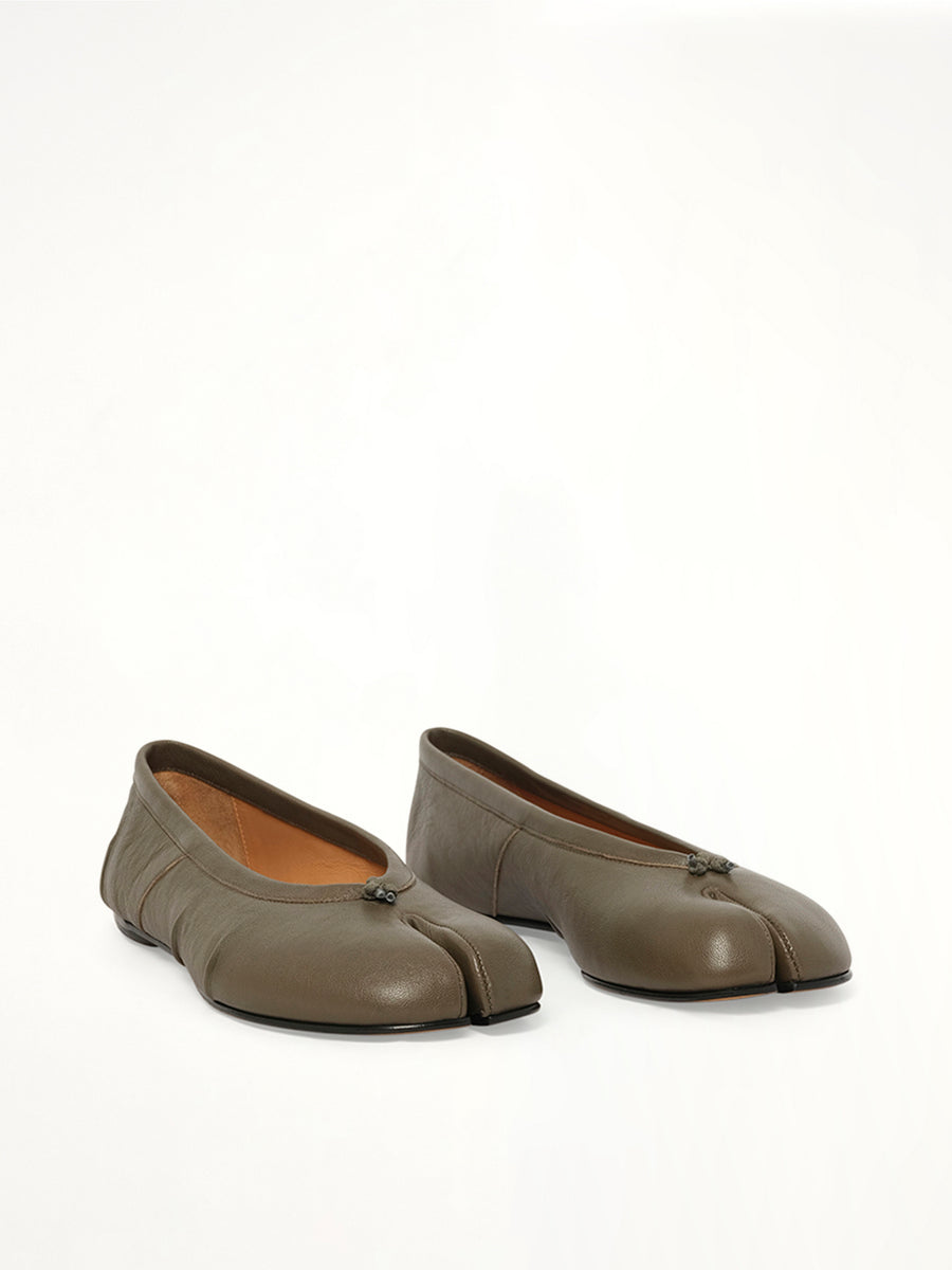 Tabi New Ballerina in Cold Brown Front View | MAISON MARGIELA