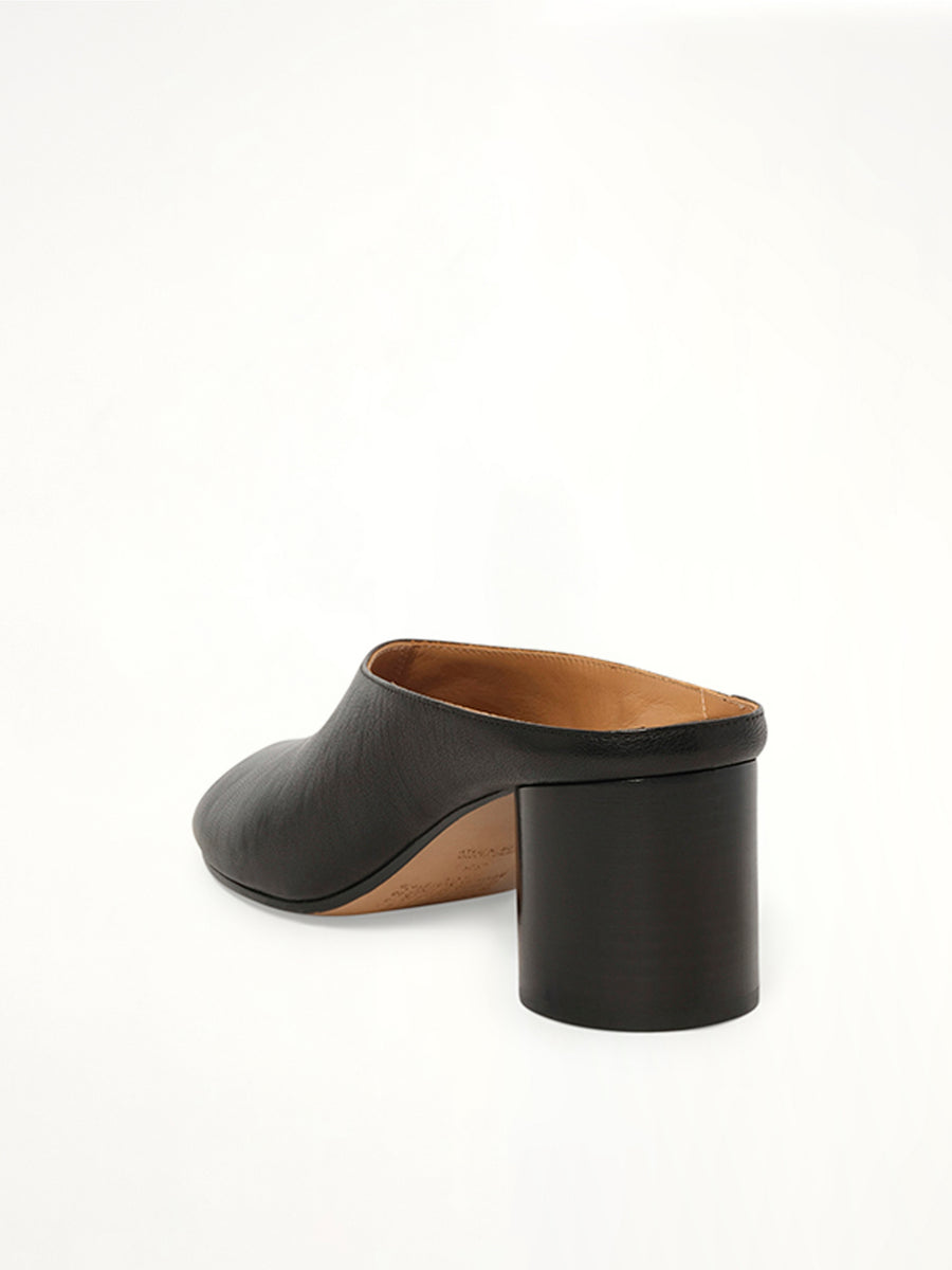 Tabi Pump Mule H60 in Black Back View | MAISON MARGIELA