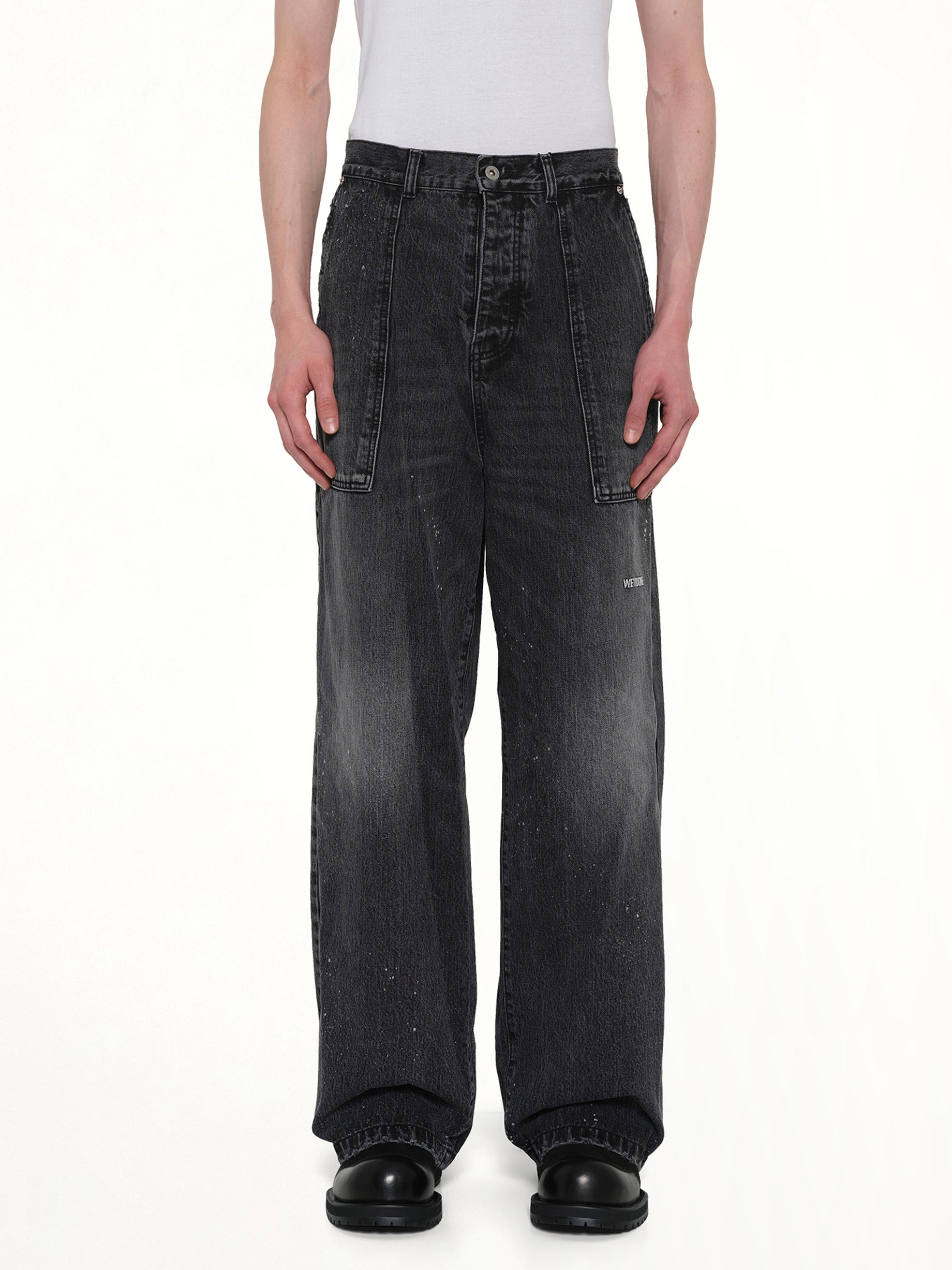 Distressed Cargo Jeans in Black