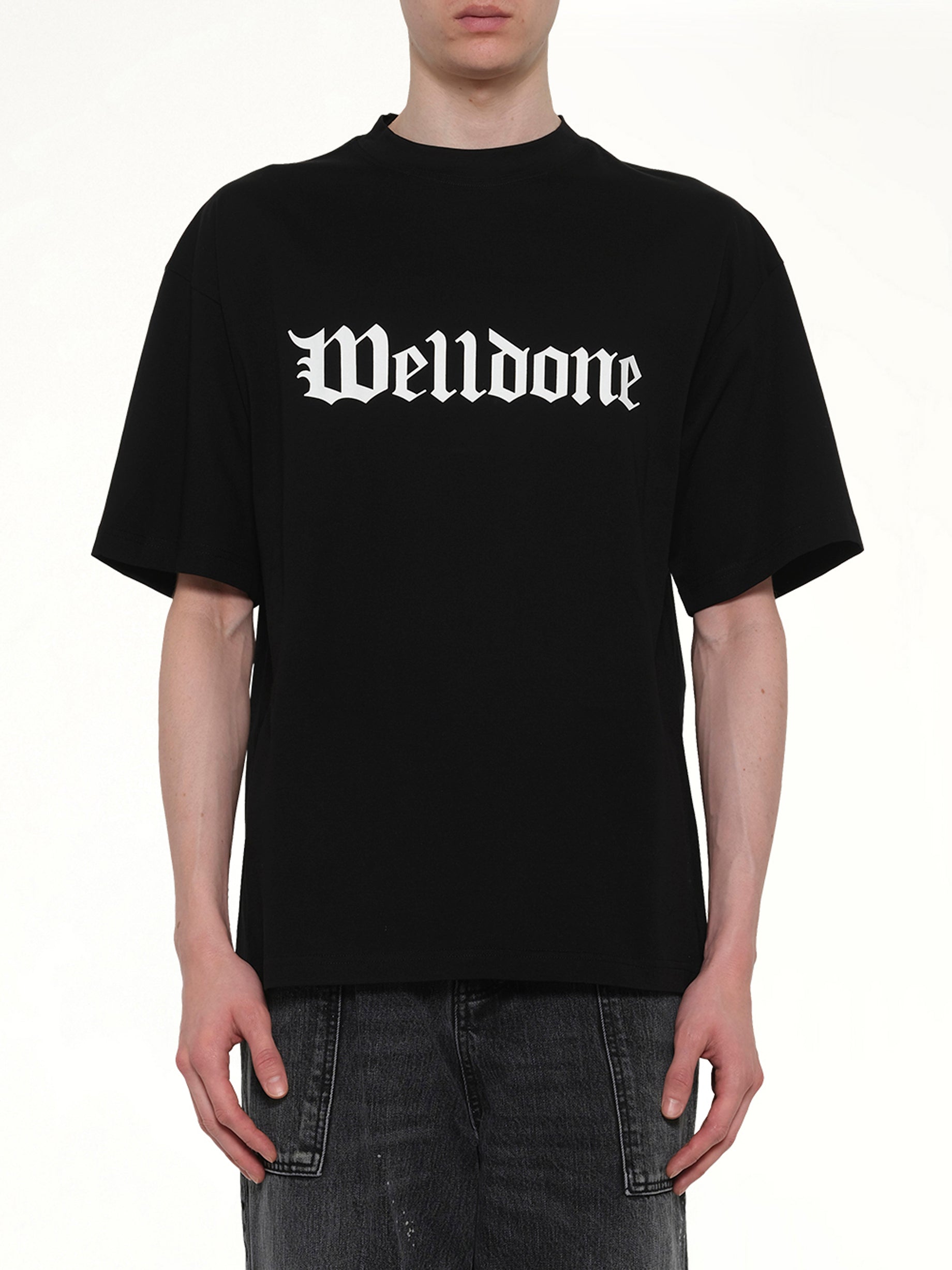Gothic Logo Short-Sleeved T-Shirt in Black