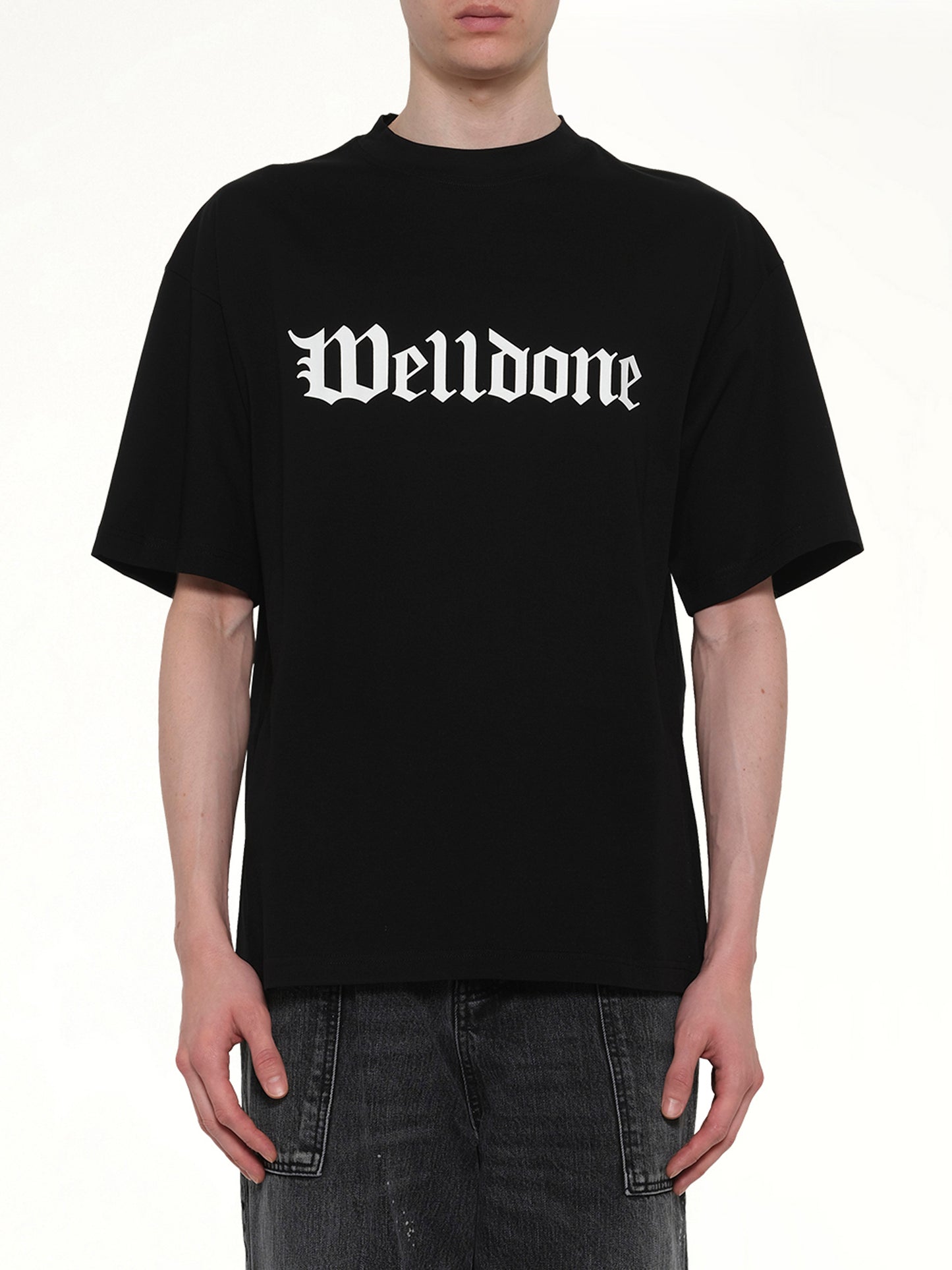 Gothic Logo Short-Sleeved T-Shirt in Black