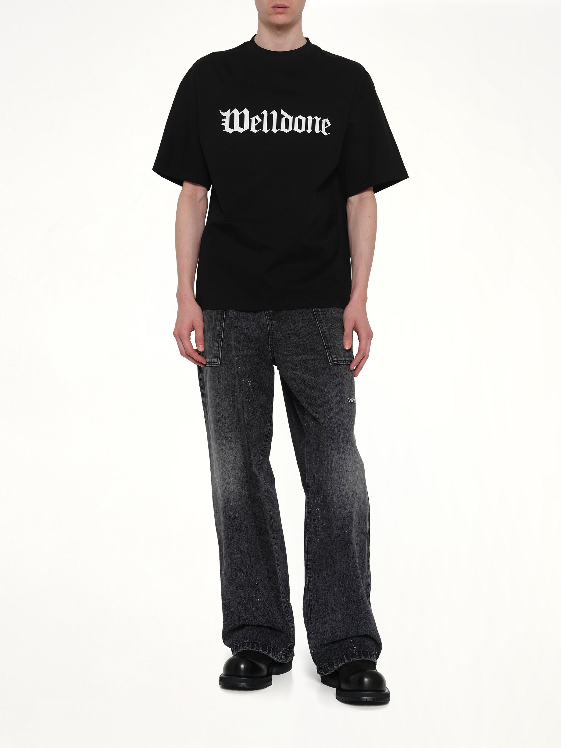 Gothic Logo Short-Sleeved T-Shirt in Black