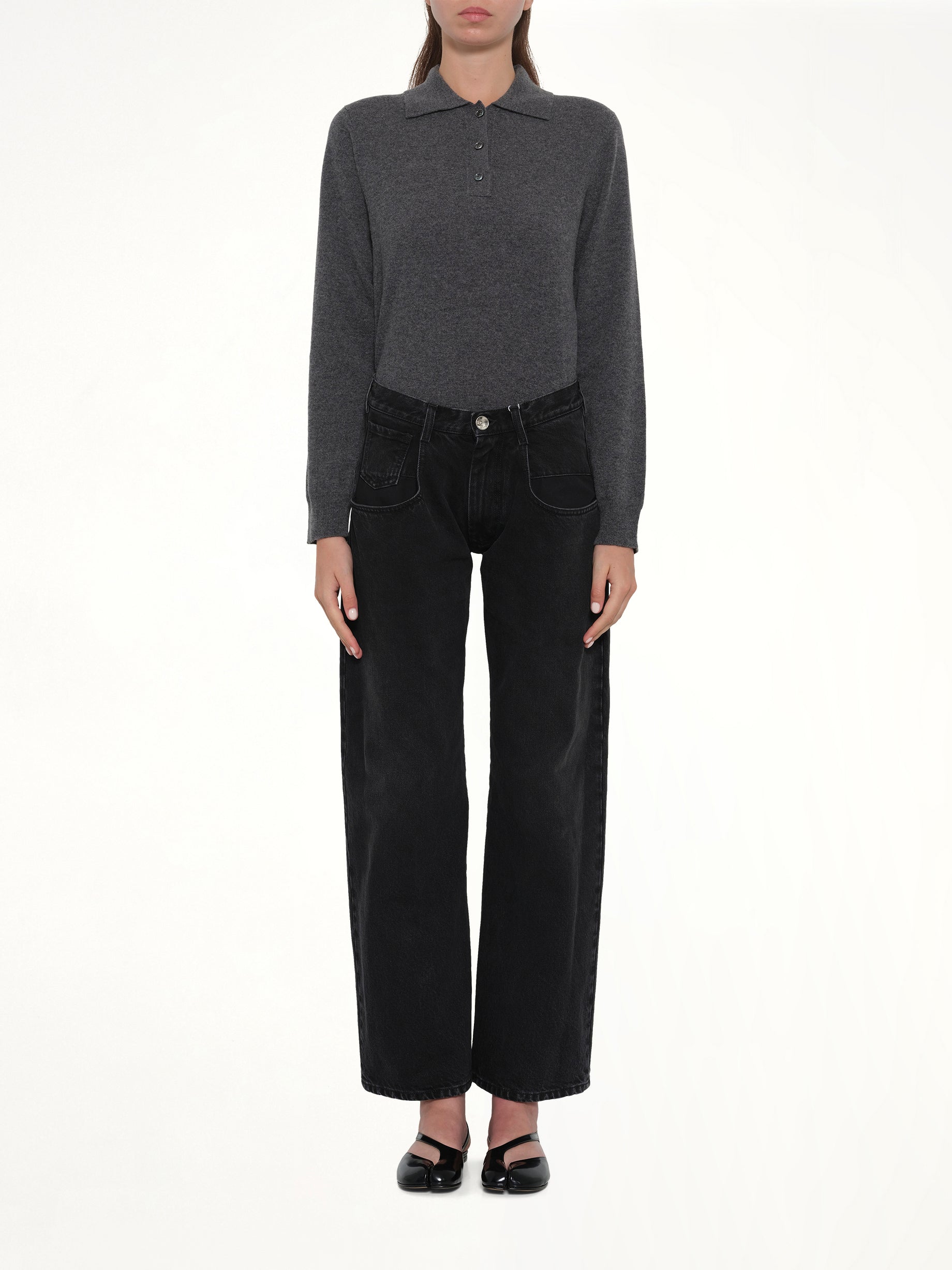 Straight Jeans with Contrasted Pockets in Black