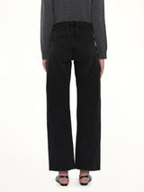 Straight Jeans with Contrasted Pockets in Black