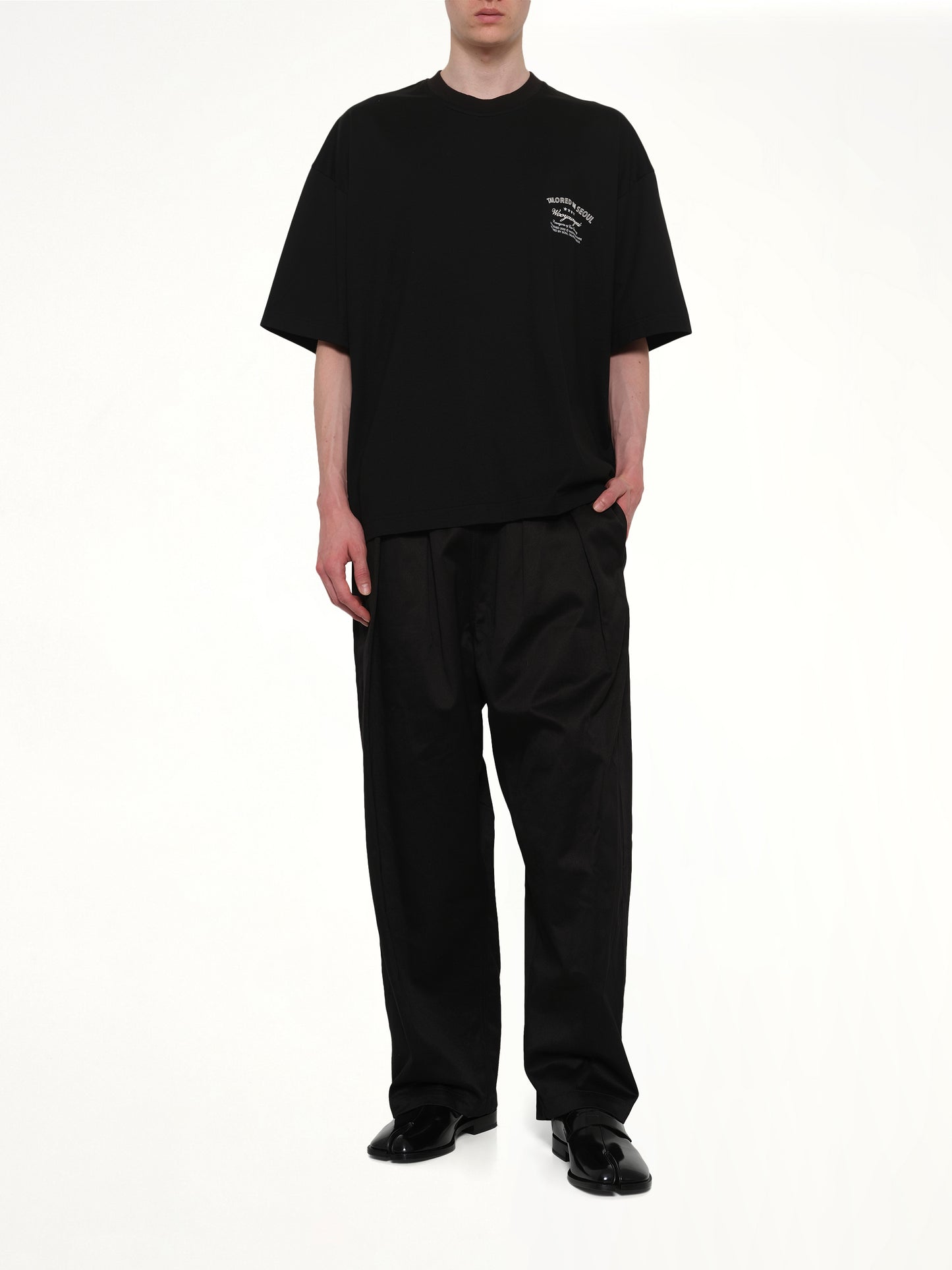 Tailored in Seoul T-Shirt in Black
