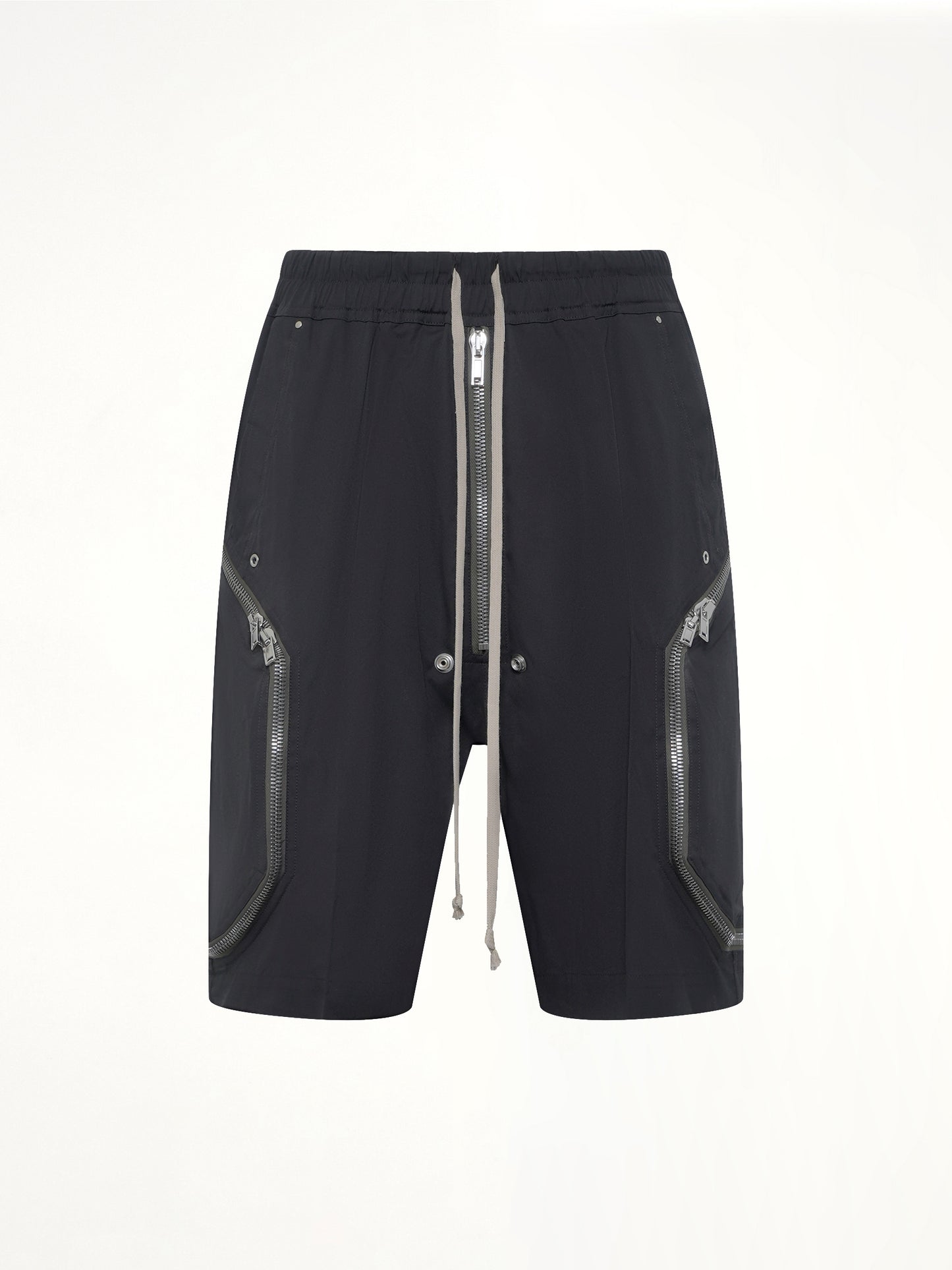 Heizer Bela in Black