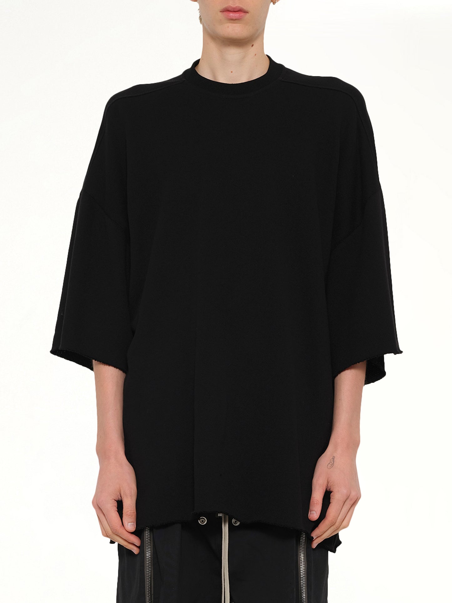 Light Tommy T-Shirt in Black