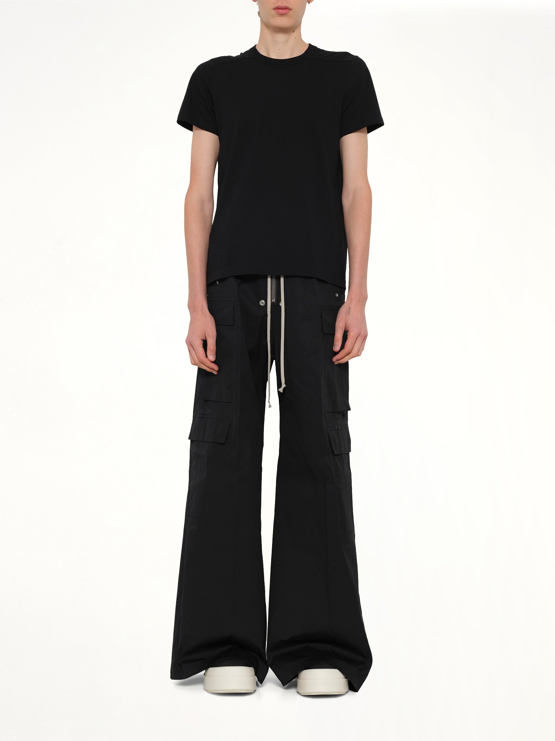 RICK OWENS Short Level T in Black Model View from MARAIS