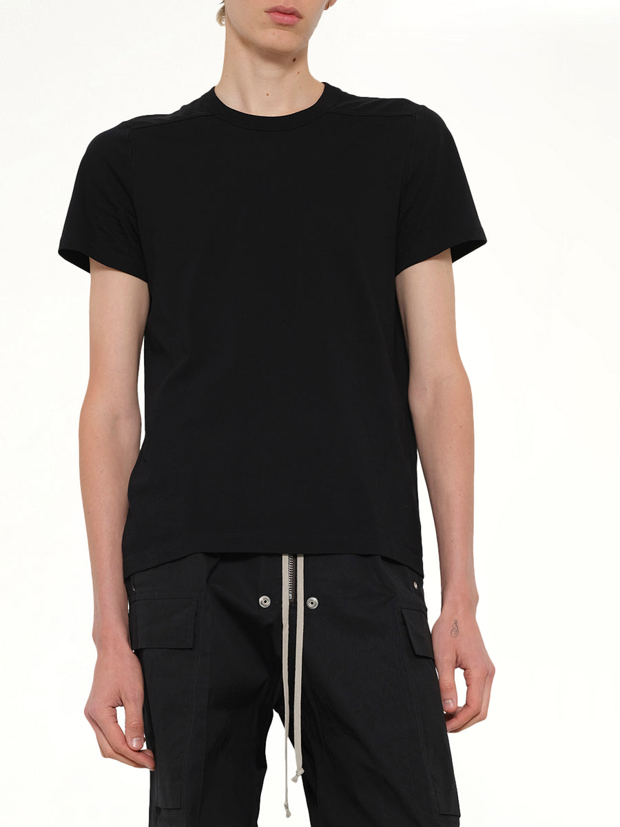 Short Level T in Black