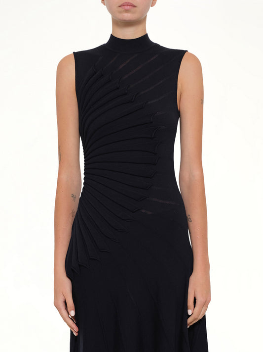 Sculpting Dress in Minuit