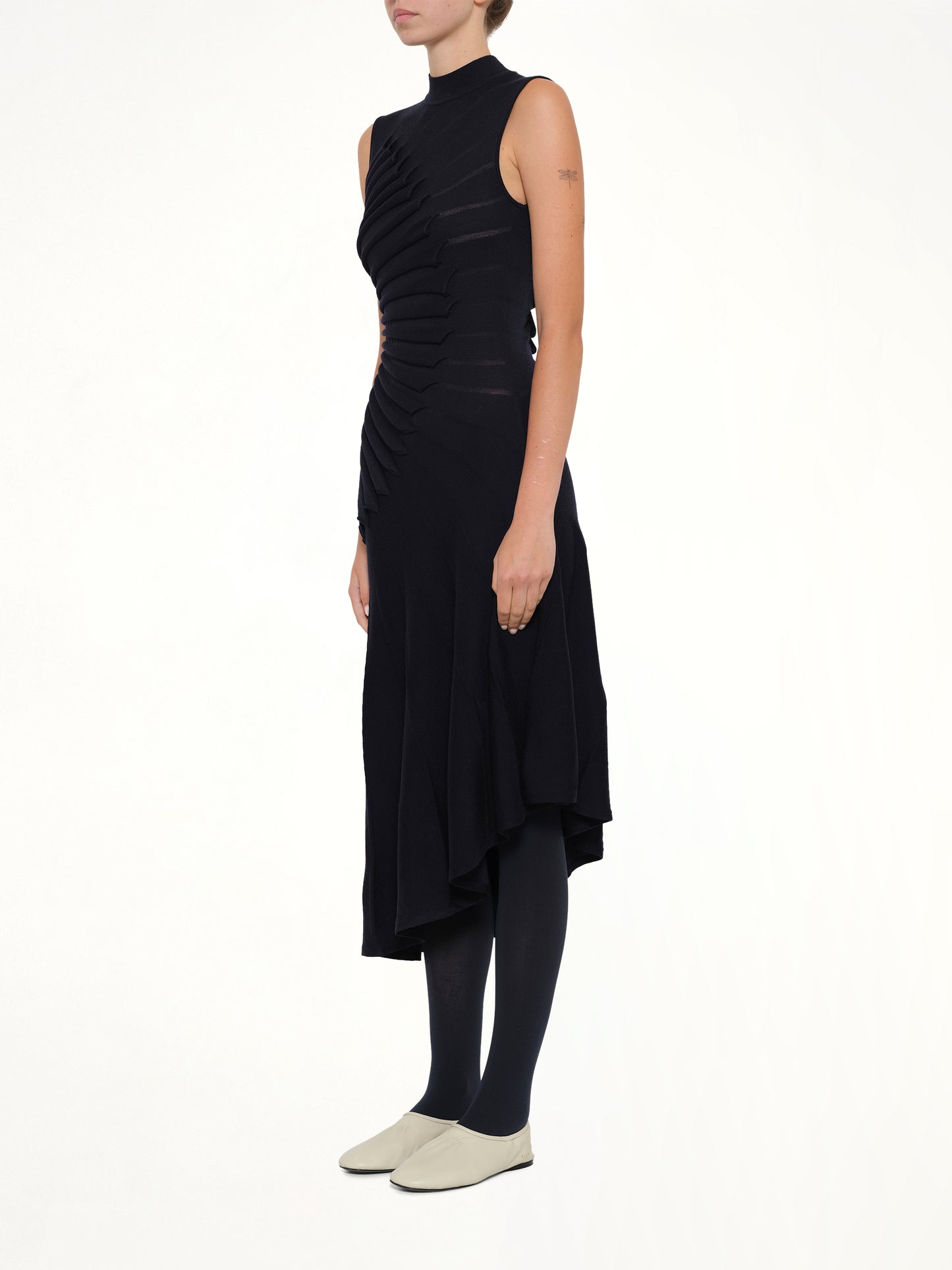 Sculpting Dress in Minuit