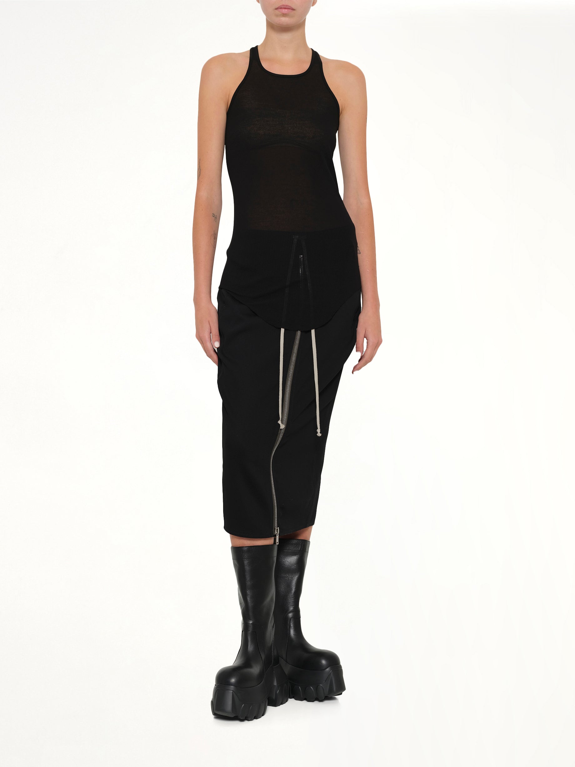 Basic Rib Tank in Black
