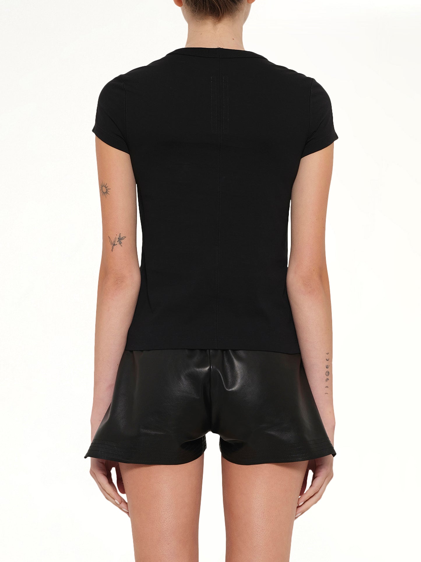 Cropped Level T in Black