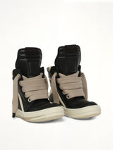 Jumbolace Geobasket in Black/Milk Front View | RICK OWENS