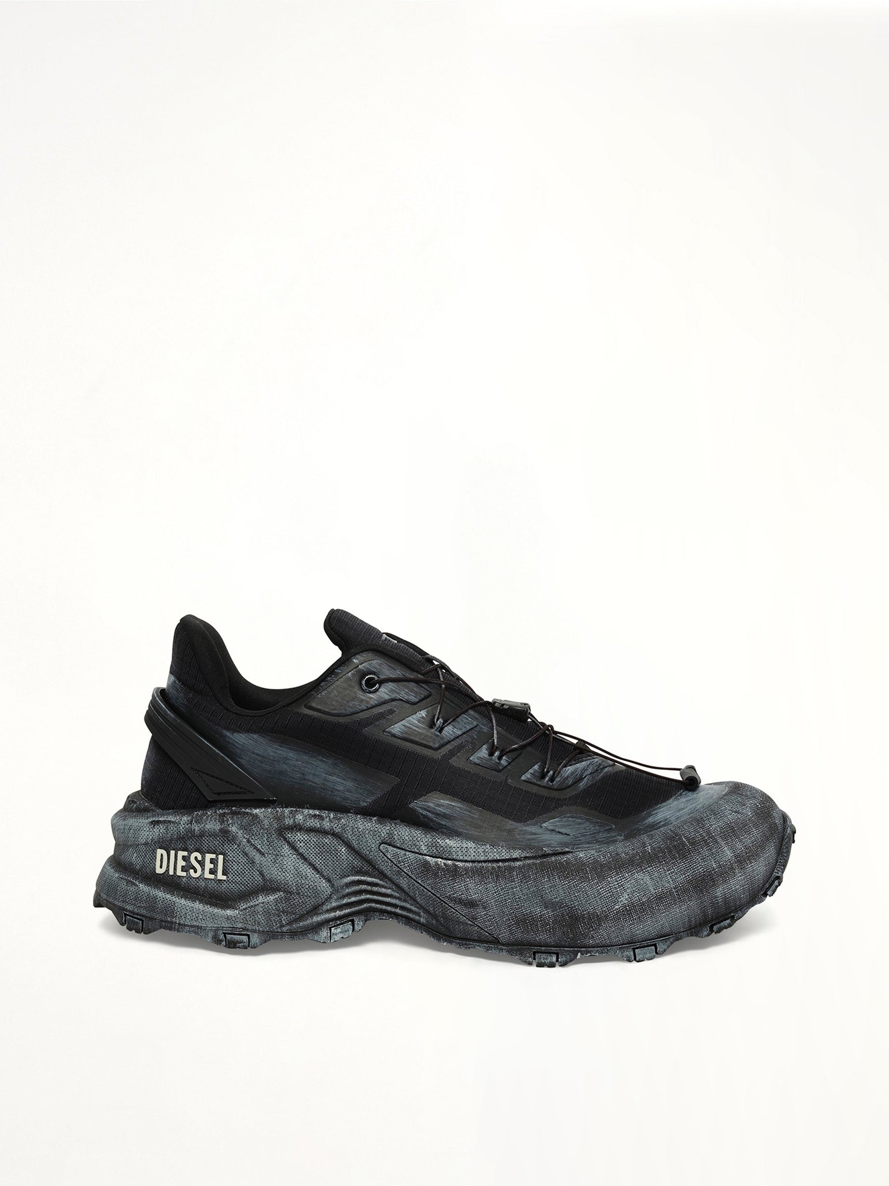 D-CAGE Runner in Black Side View | DIESEL