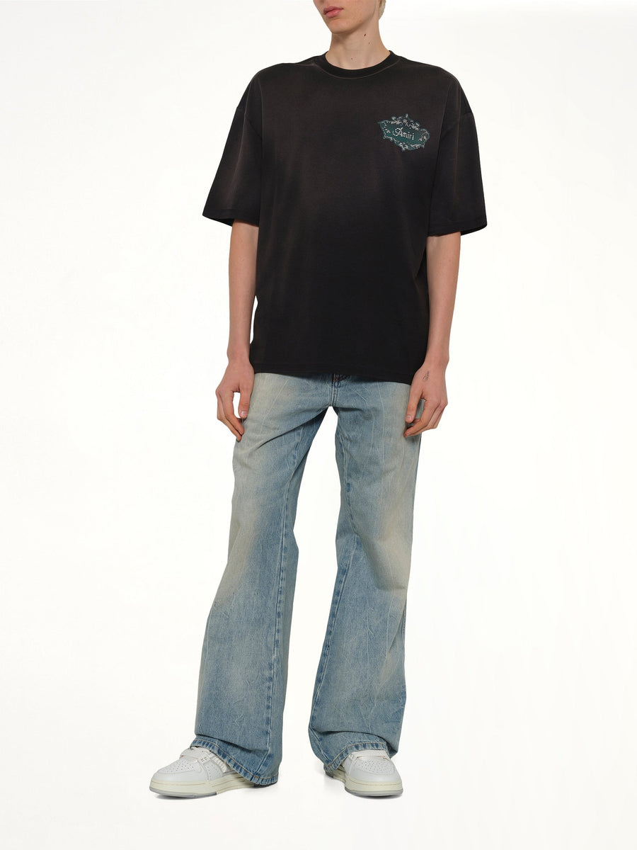 Chateau Crest Oversized T-Shirt in Black