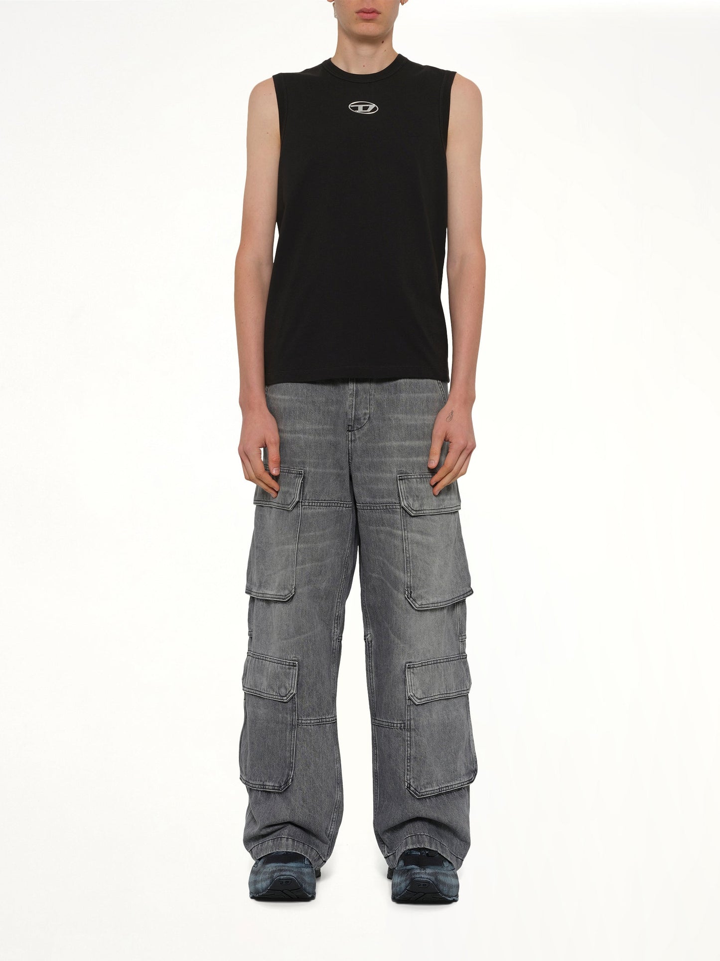 T-BISCO-IOD Tank Top in Black