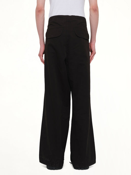 Barren Cargo in Black