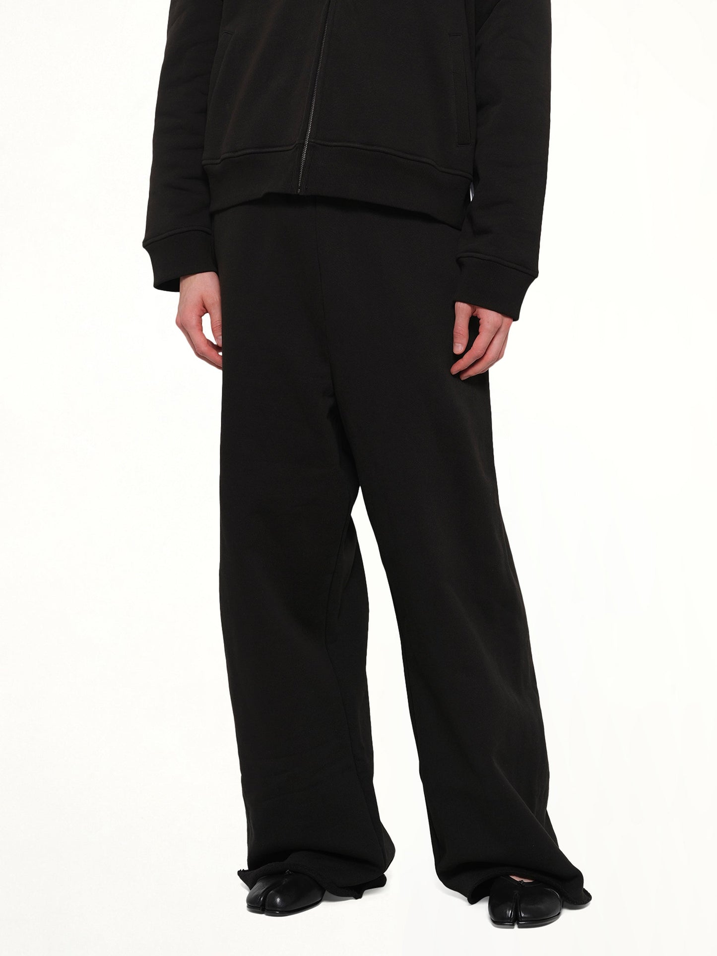 Full Sweatpant in Black