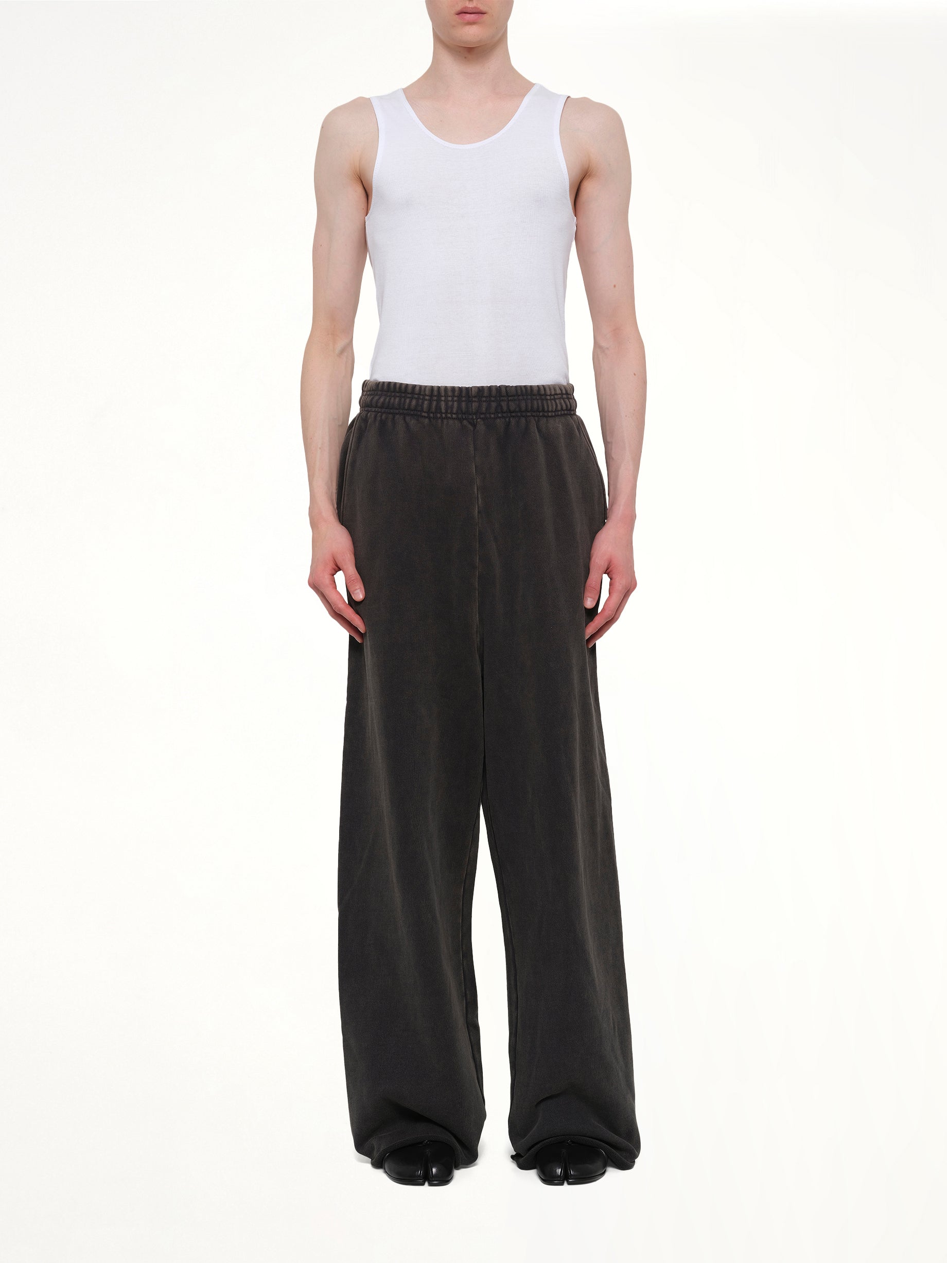 ENTIRE STUDIOS Full Sweatpant in Washed Black Model View from MARAIS
