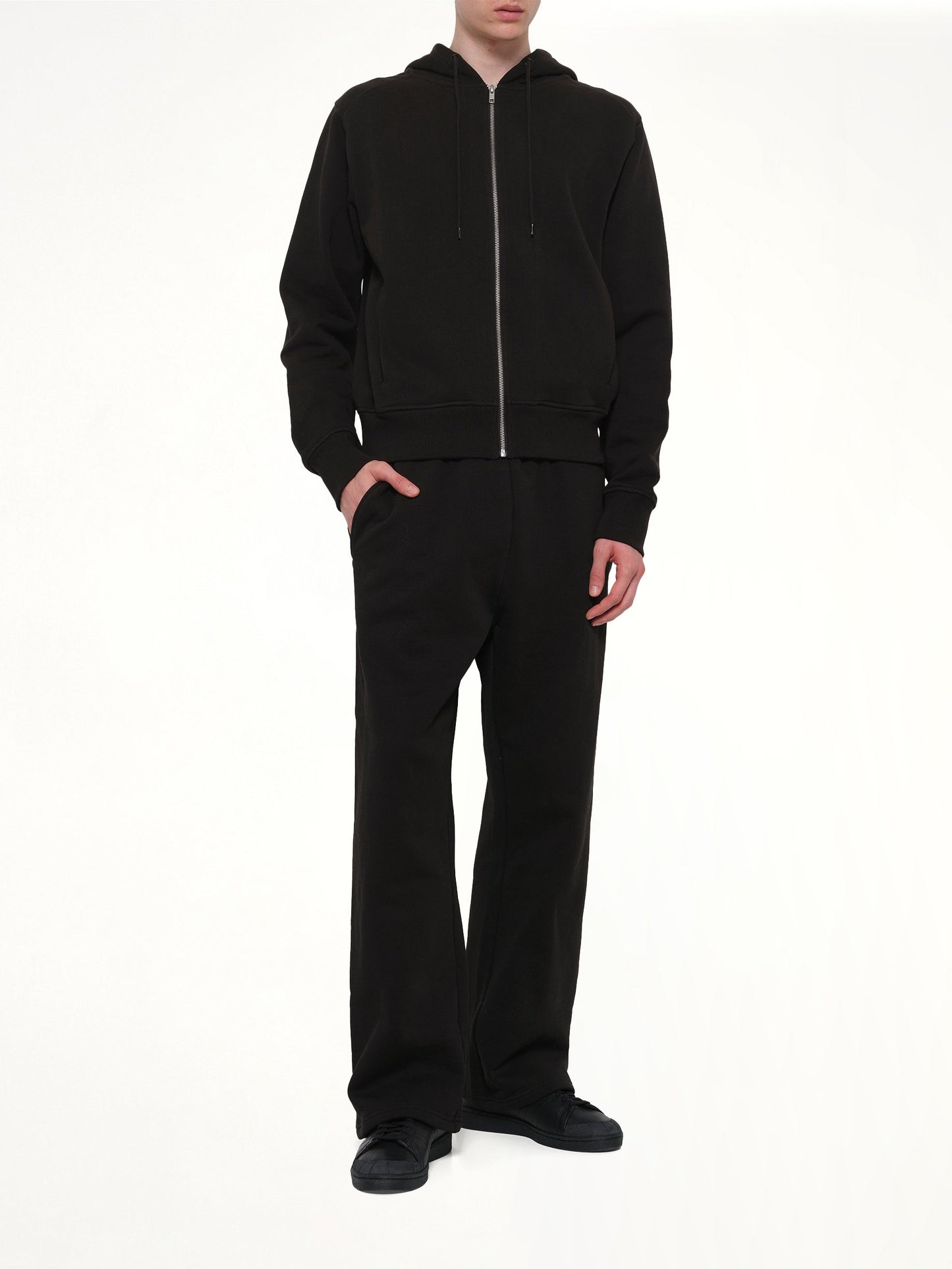 Straight Leg Sweatpant in Black