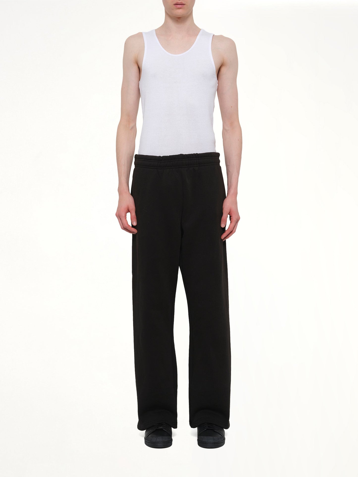 Straight Leg Sweatpant in Black