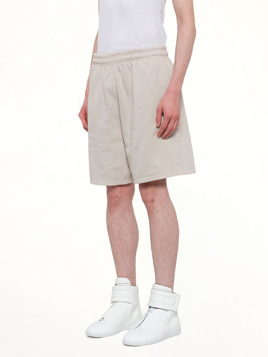 Standard Sweatshort in Off White