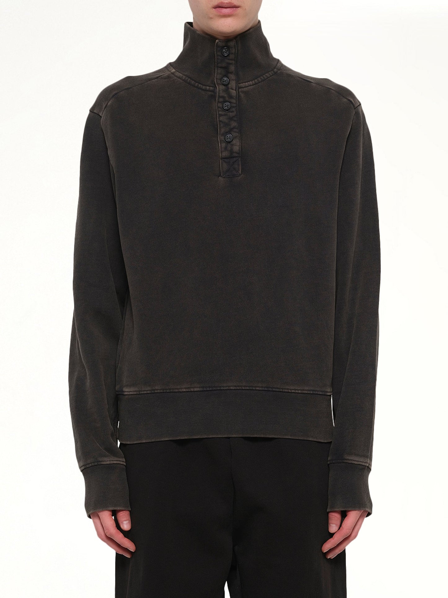 Port Pullover in Washed Black
