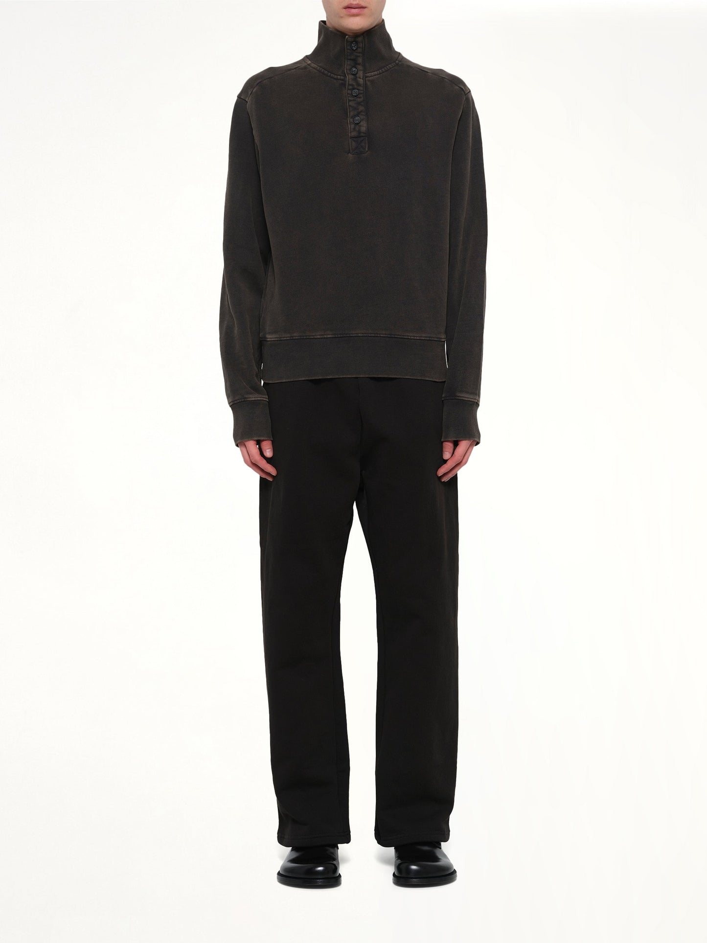 Port Pullover in Washed Black
