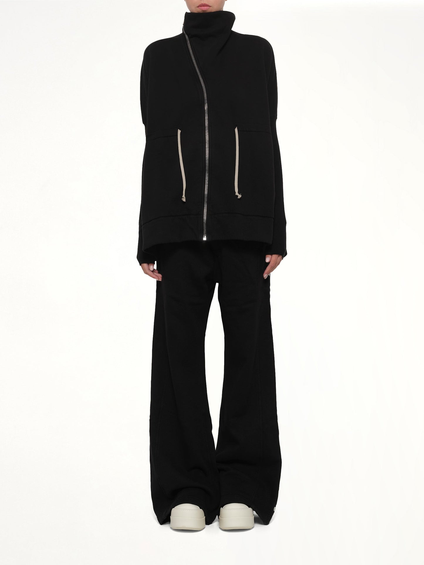 Mountain Sail Sweatshirt in Black