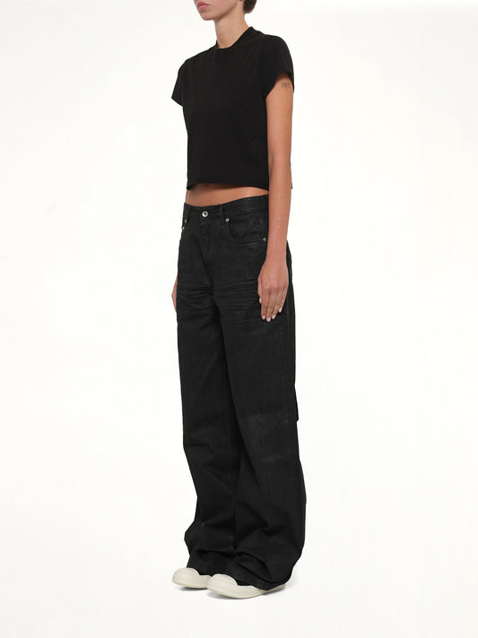 Cropped Small Level T in Black