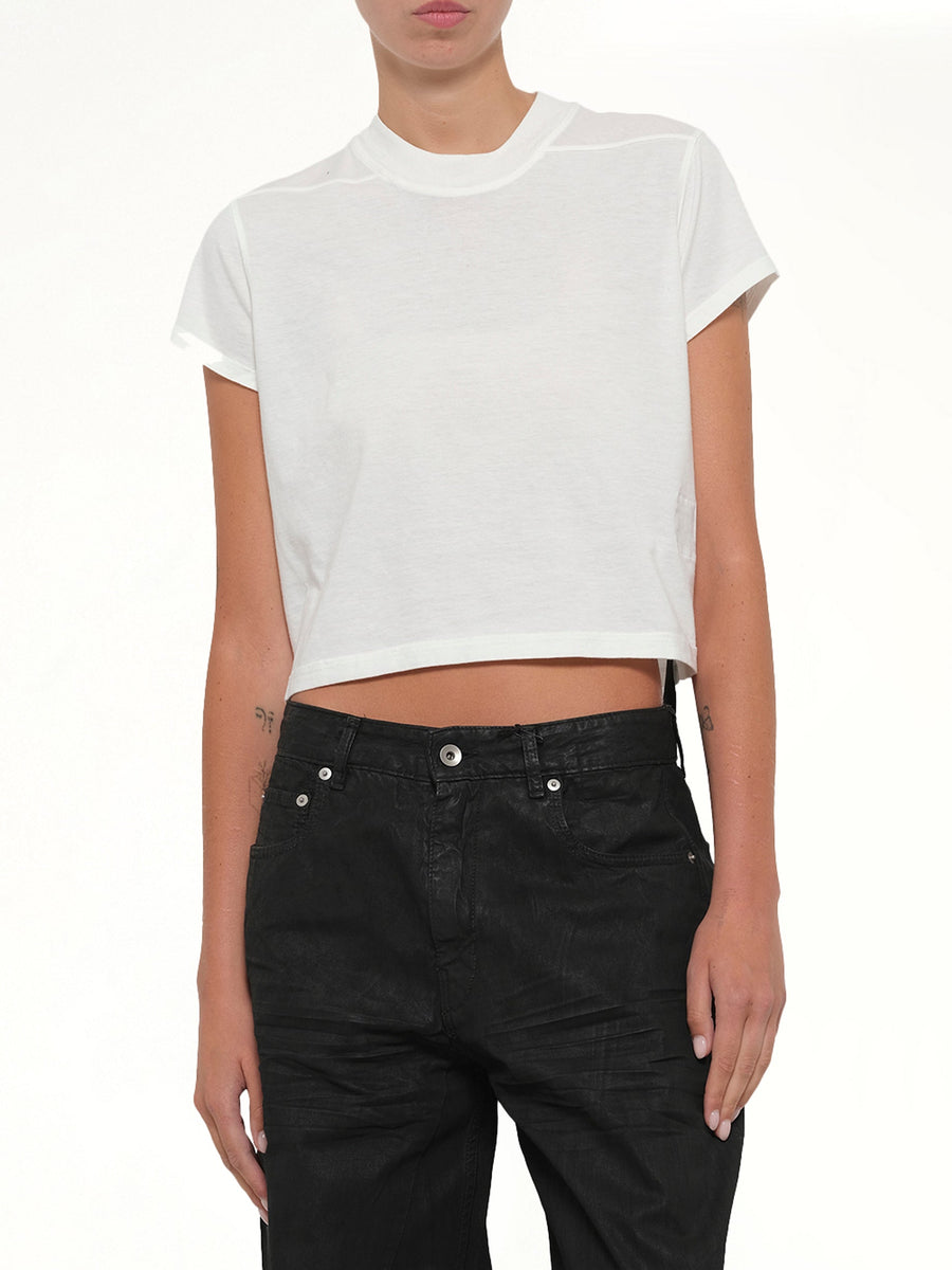 Cropped Small Level T in Milk