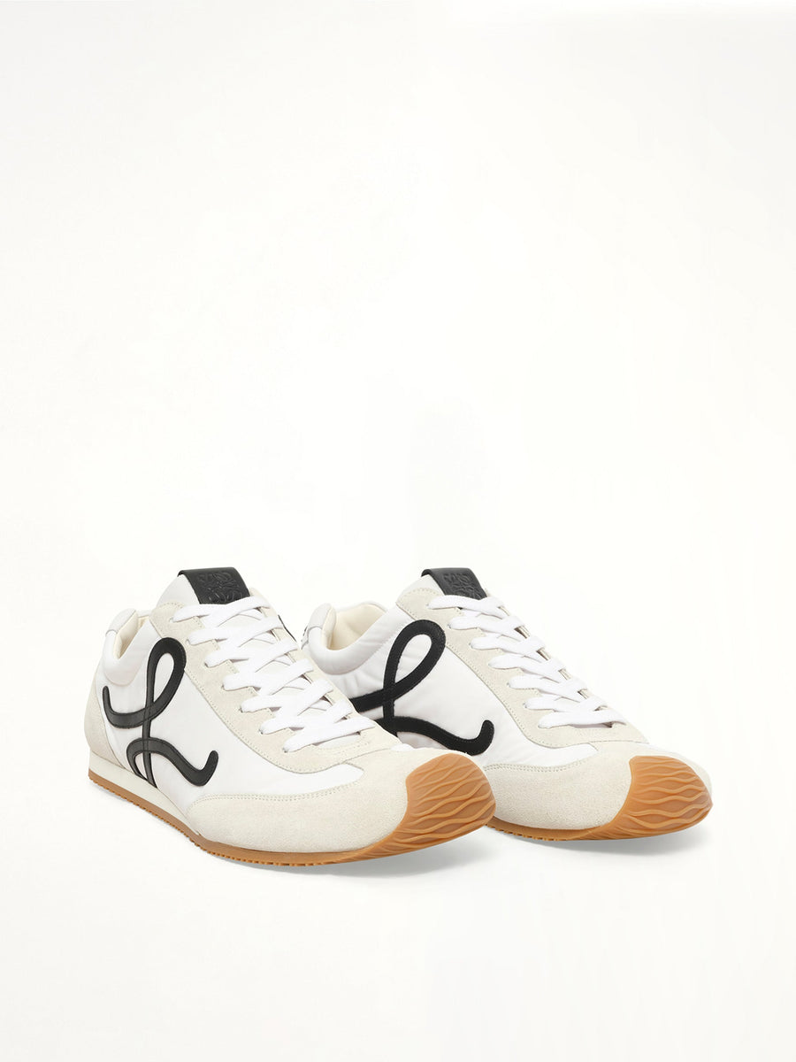 Ballet Runner 2.0 in White/Black Front View | LOEWE