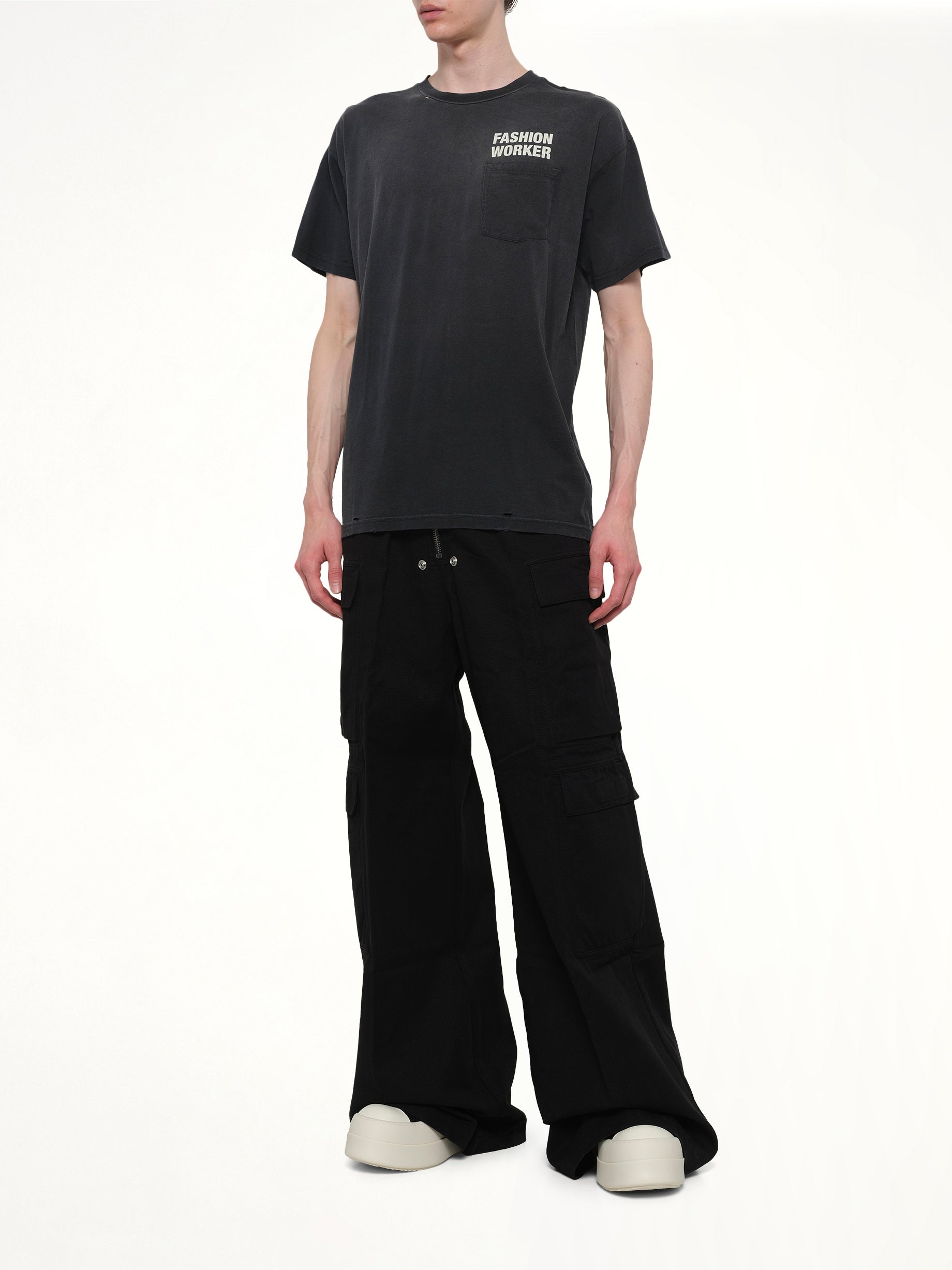Fashion Worker Easy T-Shirt in Black