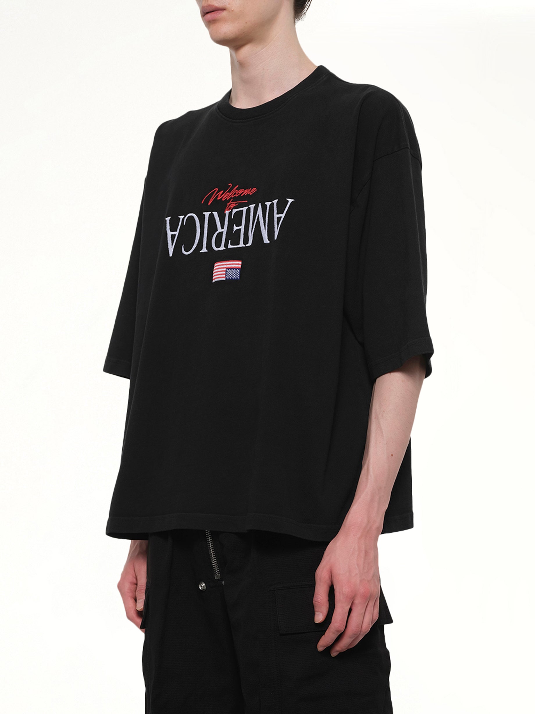 WILLY CHAVARRIA Welcome To America Buffalo T-Shirt in Black Side View from MARAIS