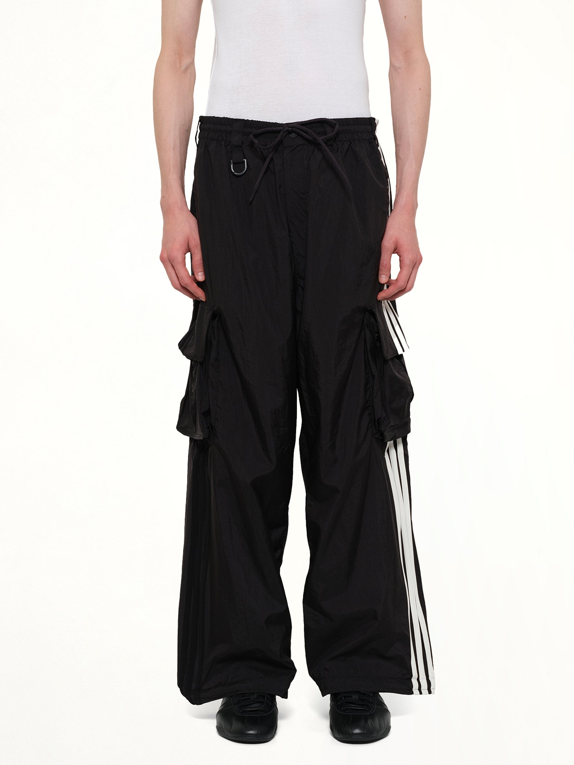 Wire 3S Cargo Pants in Black