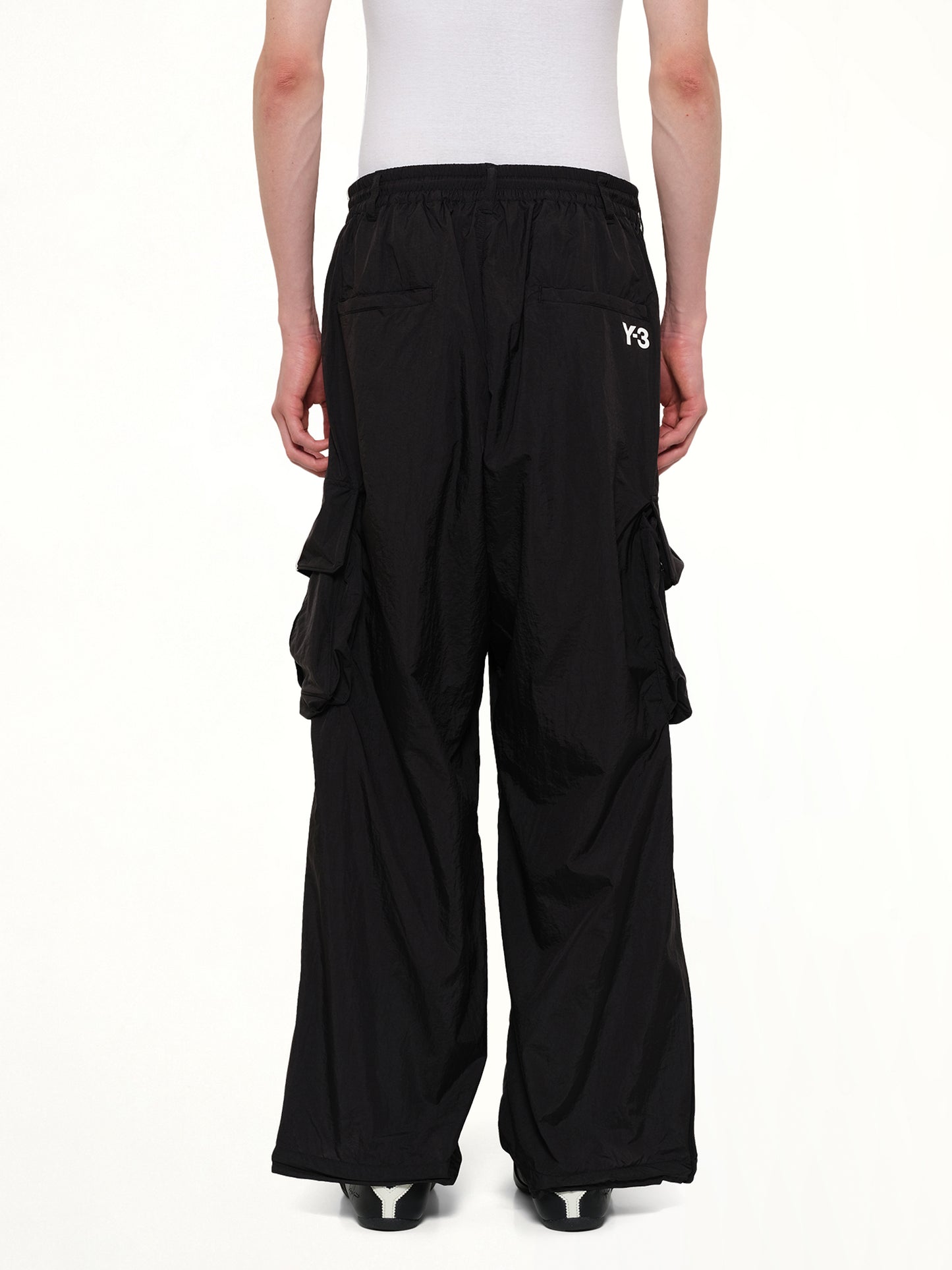 Wire 3S Cargo Pants in Black