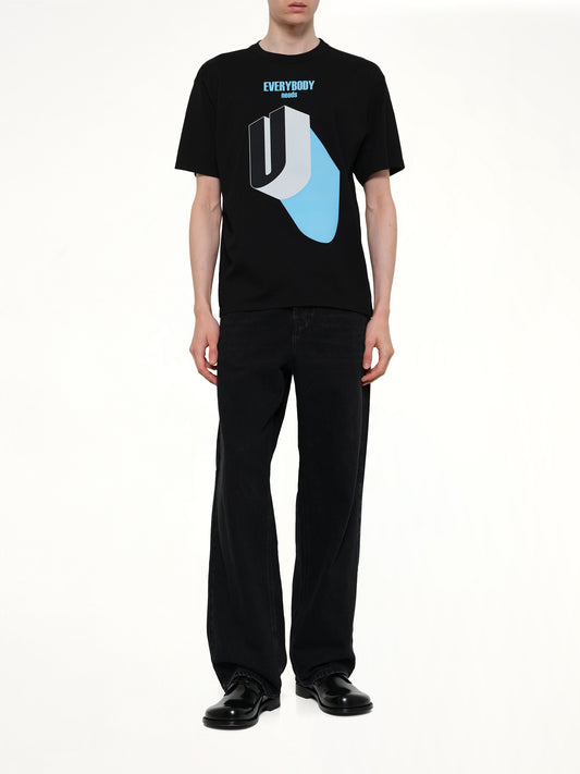 Everybody Needs U T-Shirt in Black