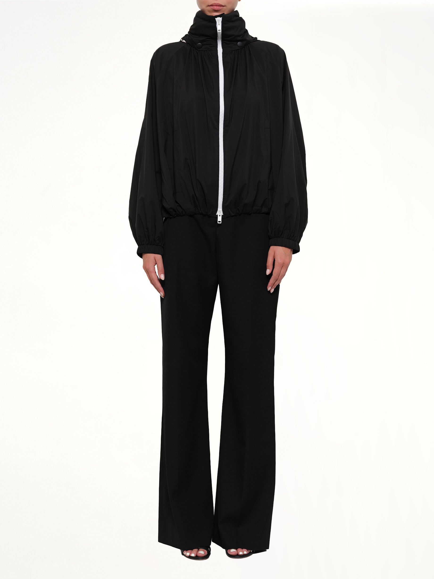Hood Windbreaker in Black