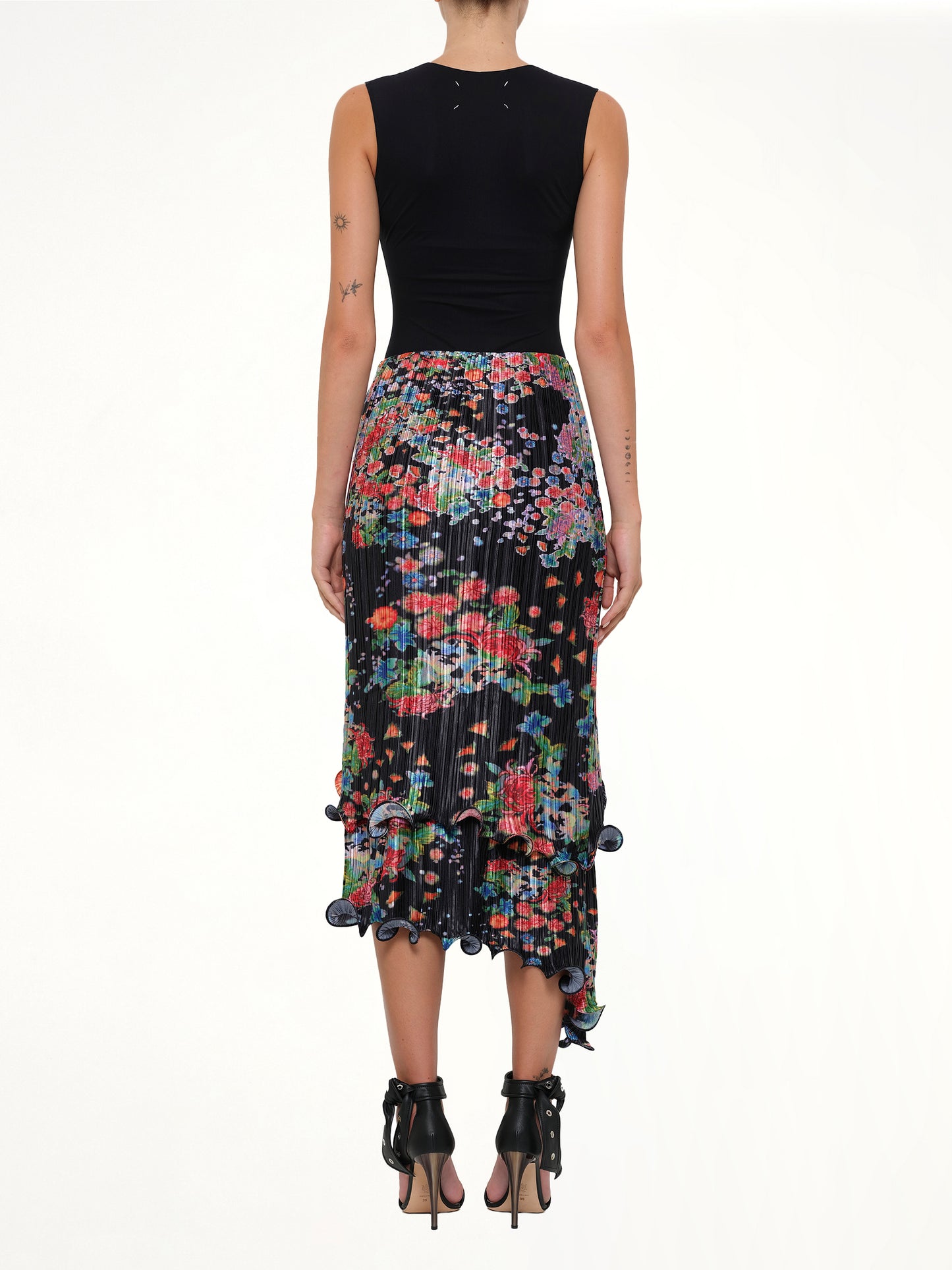 Asymmetric Bloom Pleated Skirt in Red