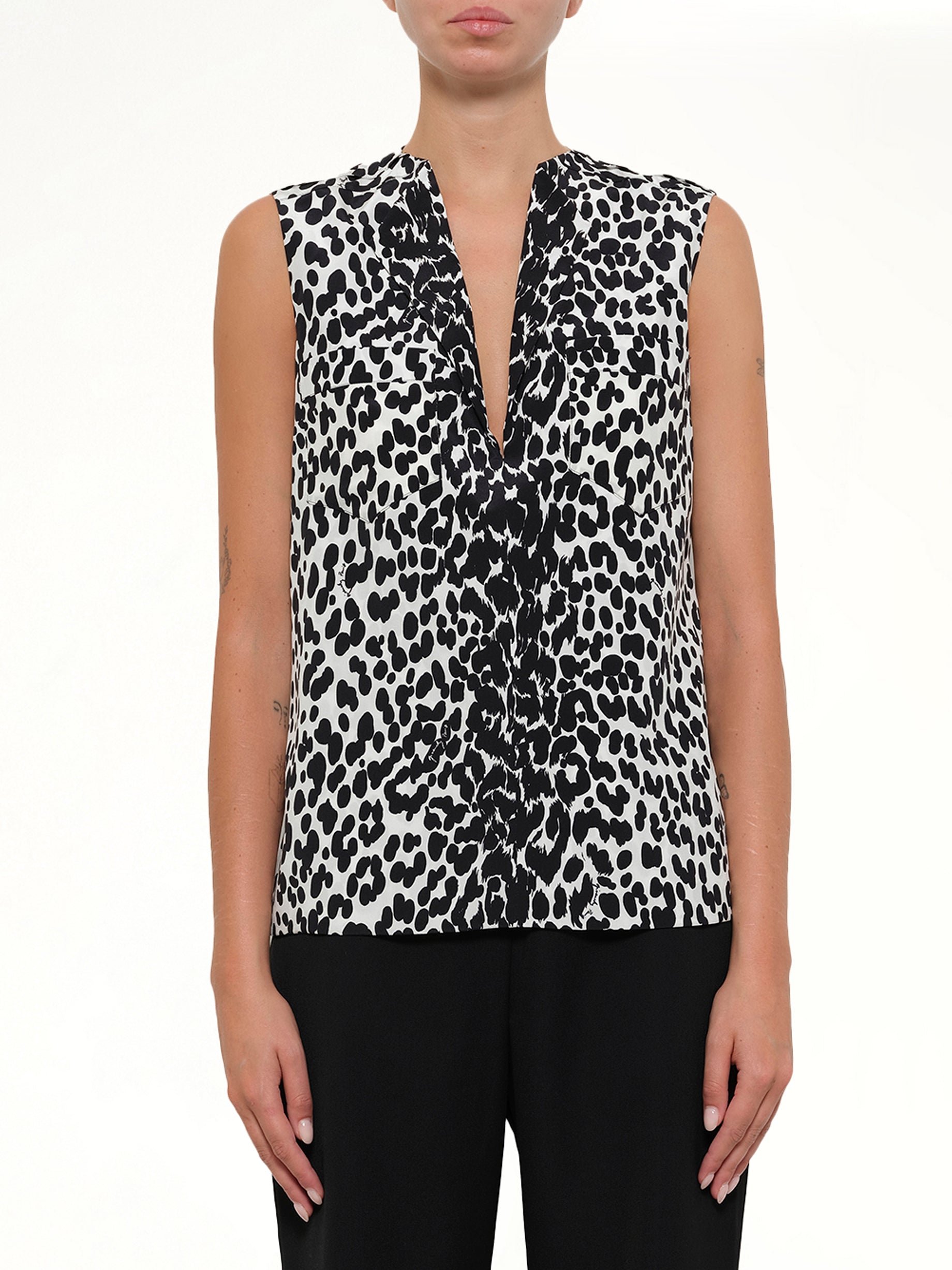Sleeveless Shirt in White
