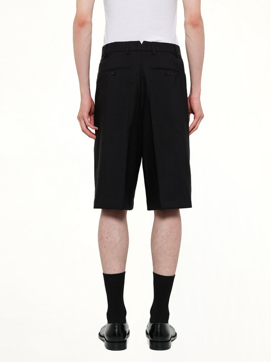 Low Waist Wide Bermuda Shorts in Black