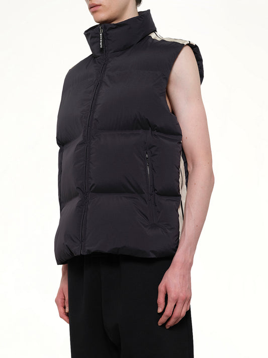 Classic Logo Track Down Vest in Black/Tofu