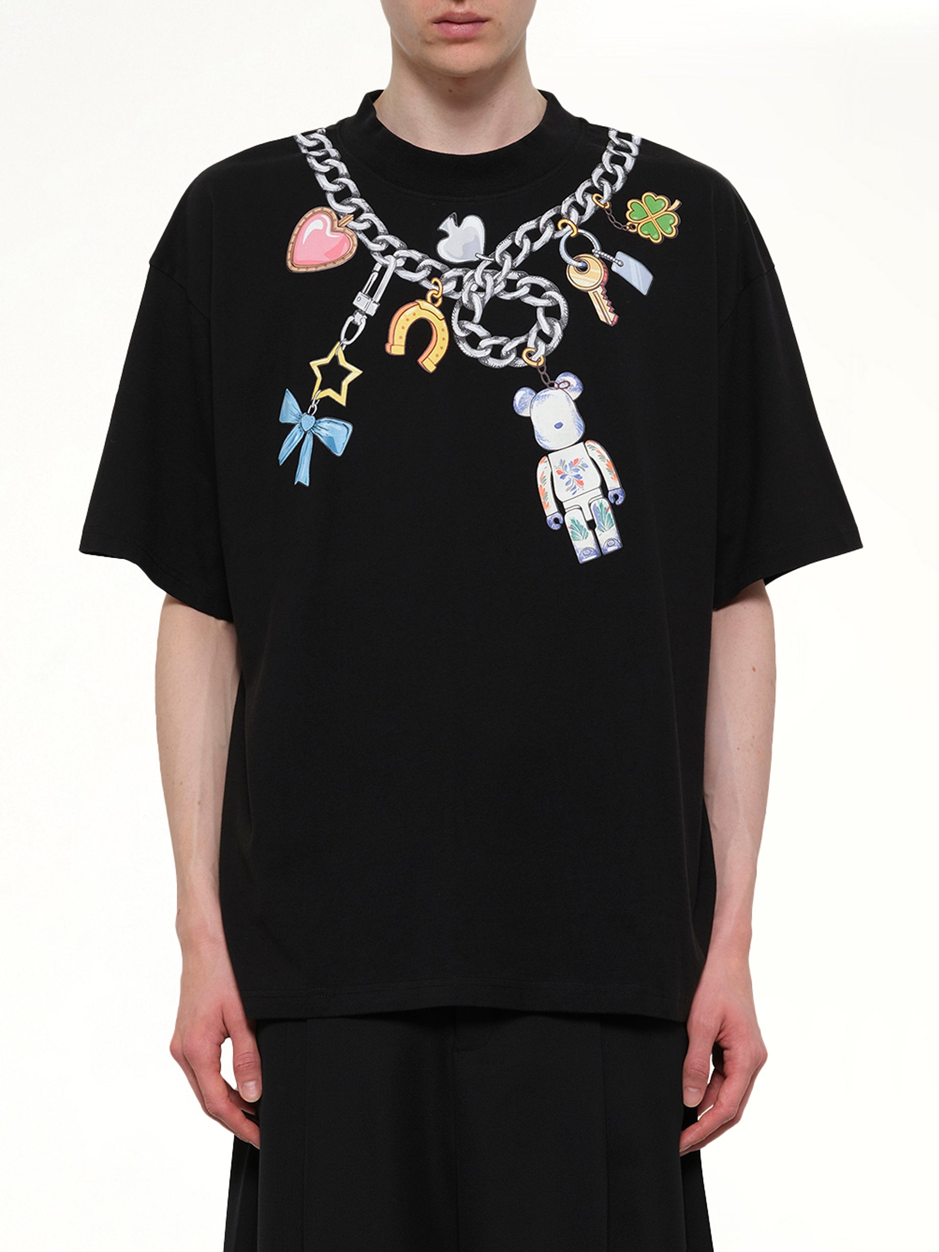 ブラックのベアブリックプリントコットンTシャツ