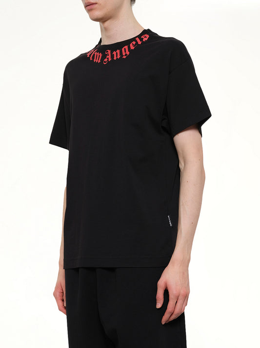 Neck Logo Regular T-Shirt in Black/Red