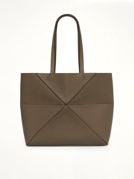 Puzzle Fold Tote Horizontal M in Taupe