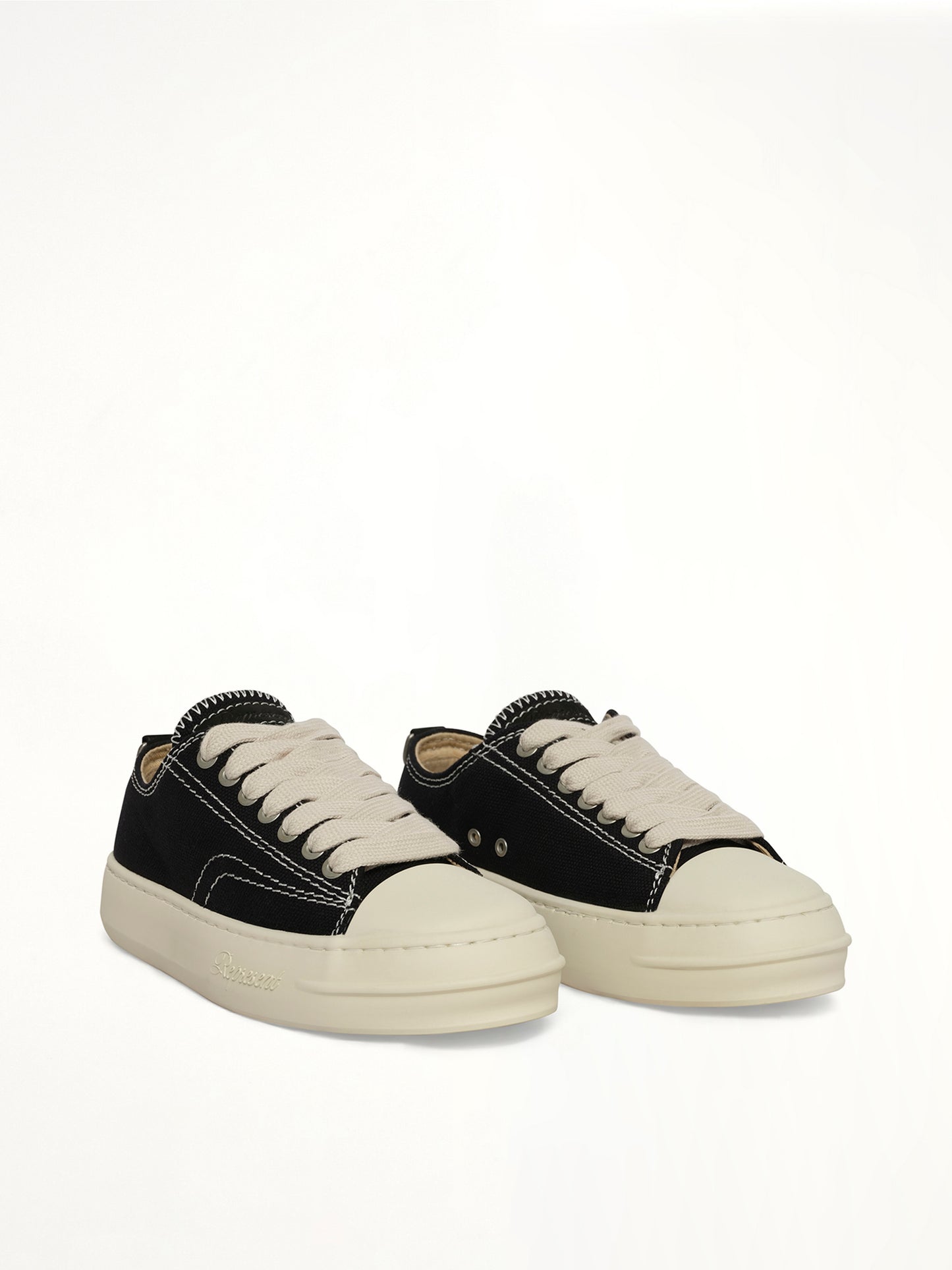 Rep-Cap Sneaker in Jet Black