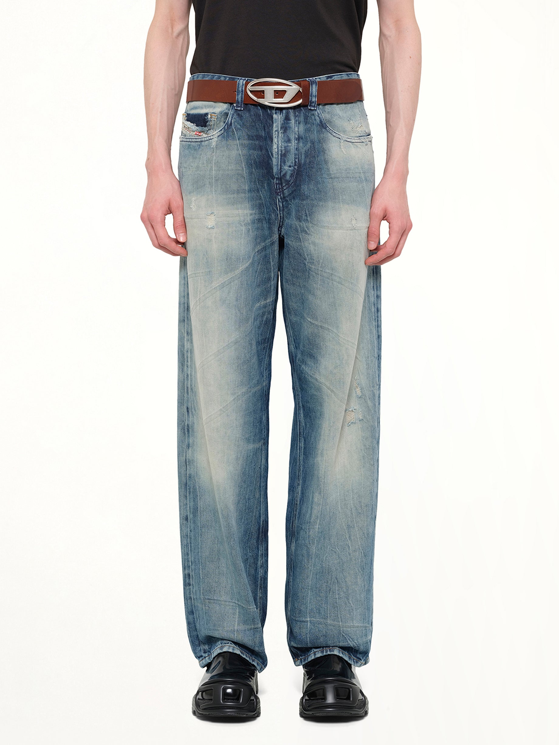 2001 D-MACRO Jeans in Washed Blue