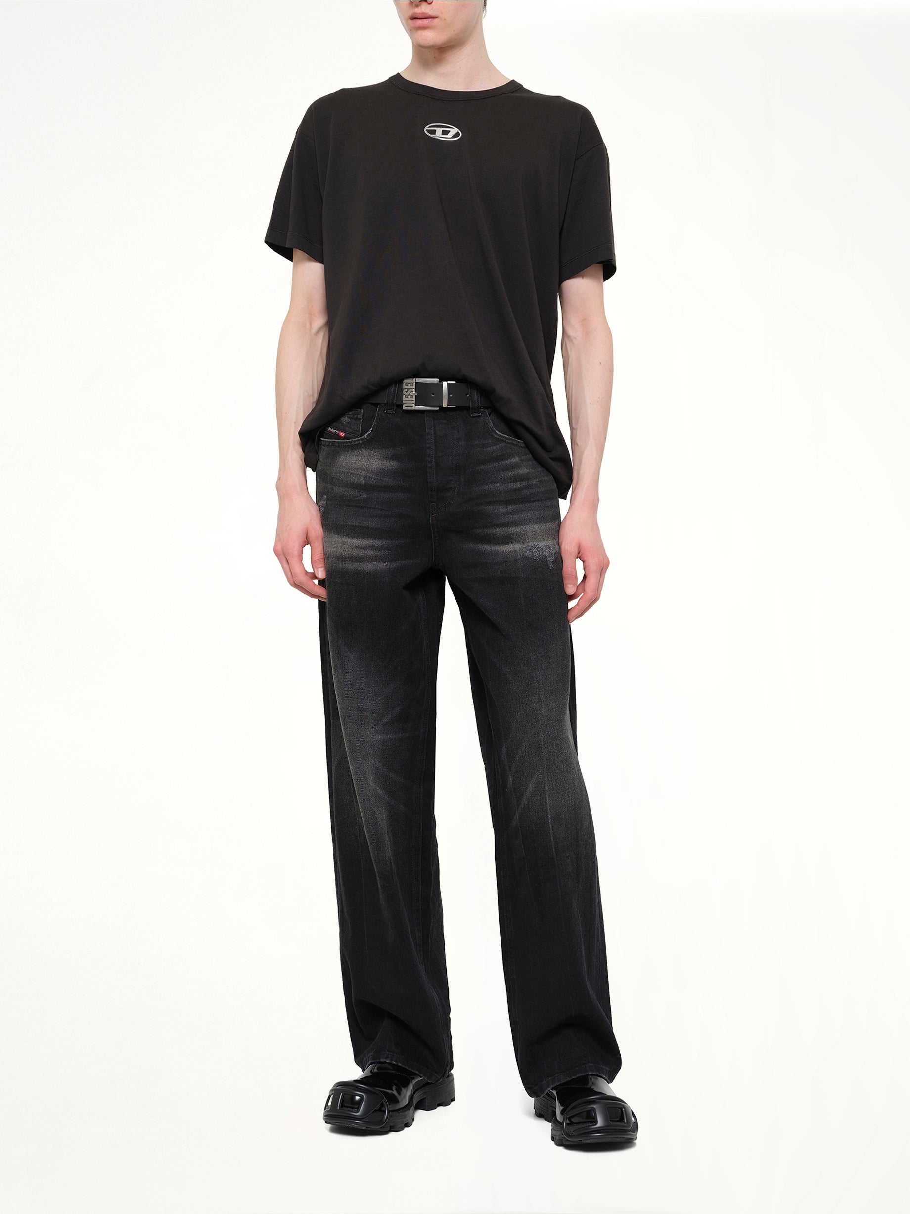 DIESEL 2001 D-MACRO Relaxed Jeans in Washed Black Full Reference from MARAIS